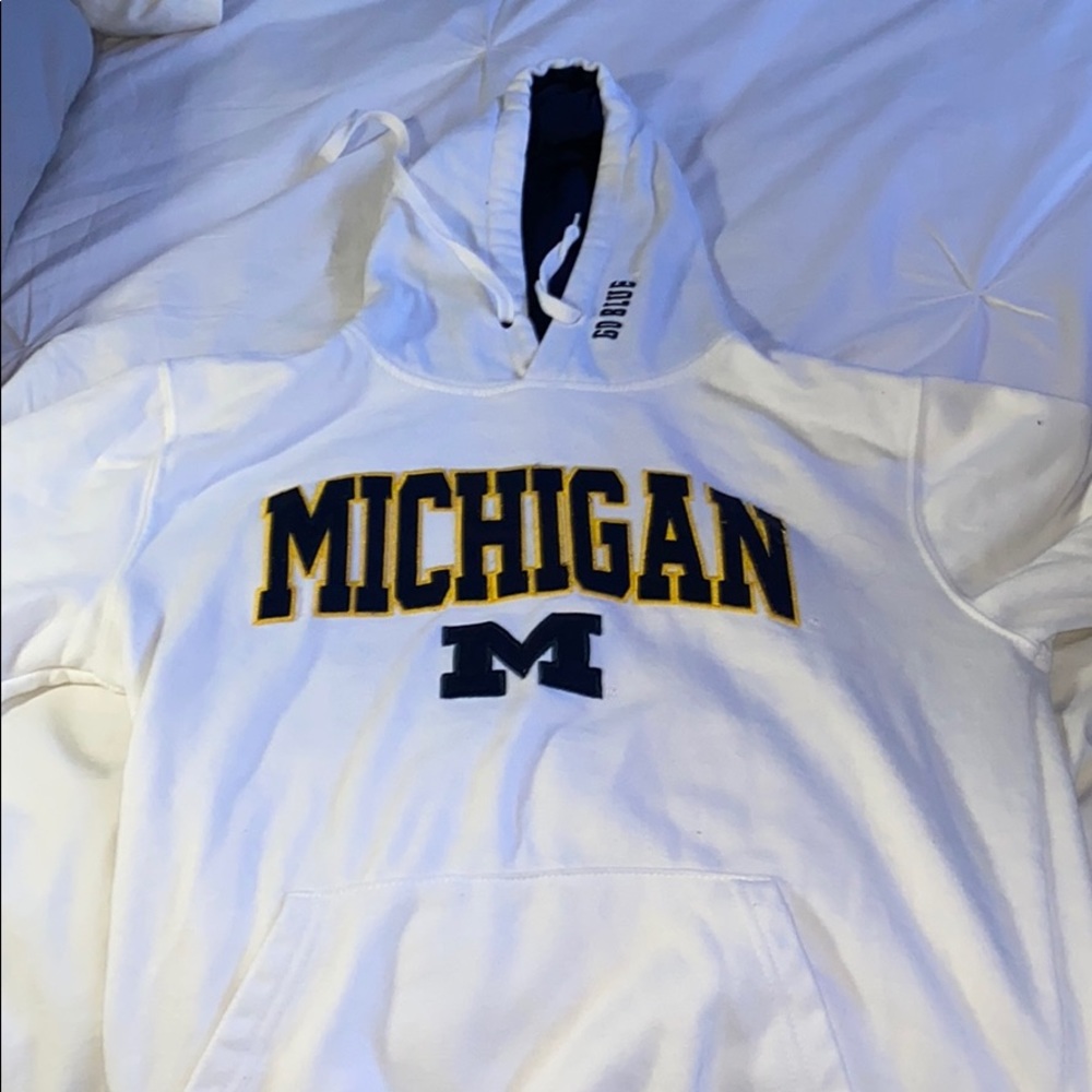 women’s University of Michigan hoodie